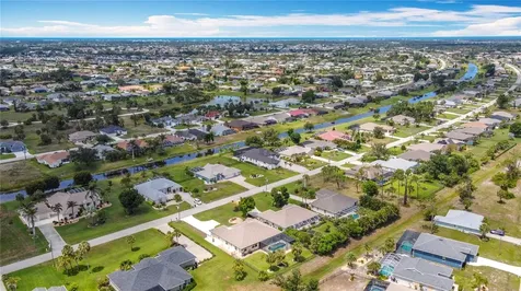 613 Boundary Boulevard Rotonda West FL 33947