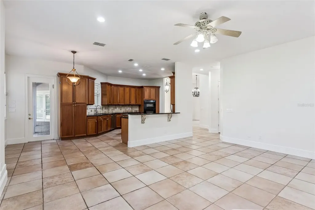8824 Elliotts Court Orlando FL 32836