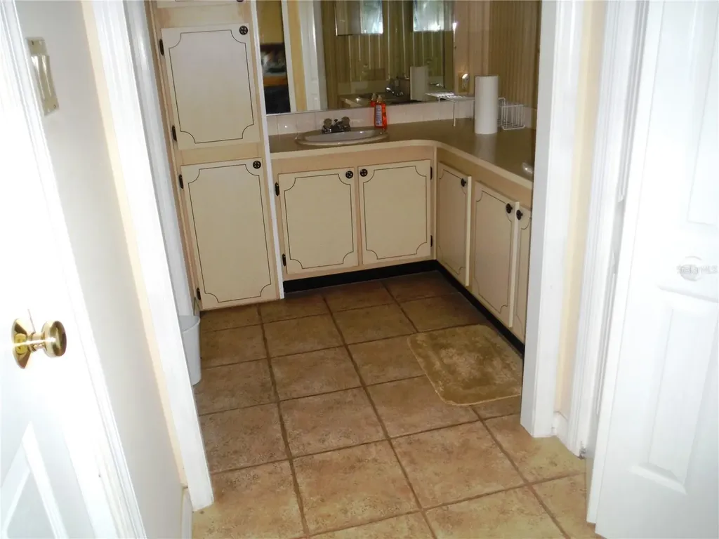 141 Forest Lane Safety Harbor FL 34695