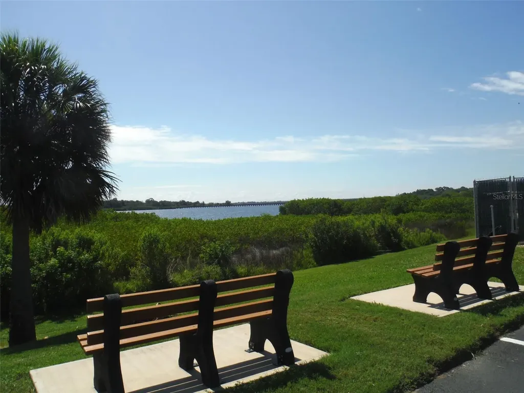 141 Forest Lane Safety Harbor FL 34695