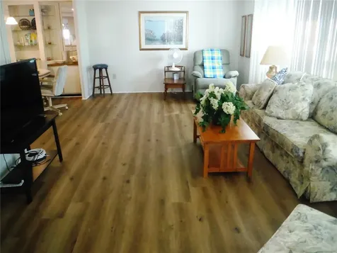 141 Forest Lane Safety Harbor FL 34695