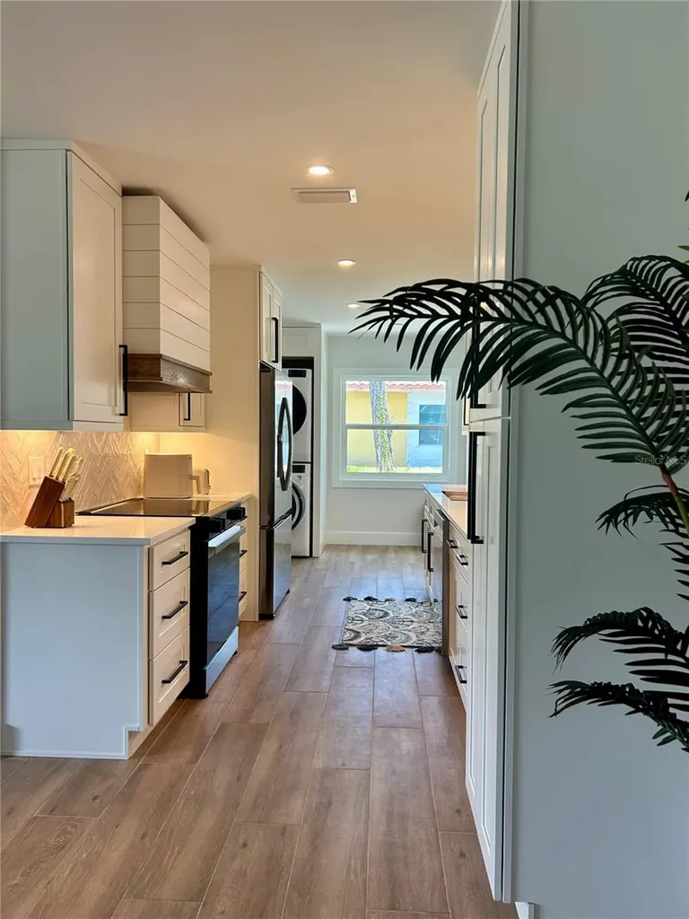 1625 Idle Lane Sarasota FL 34231