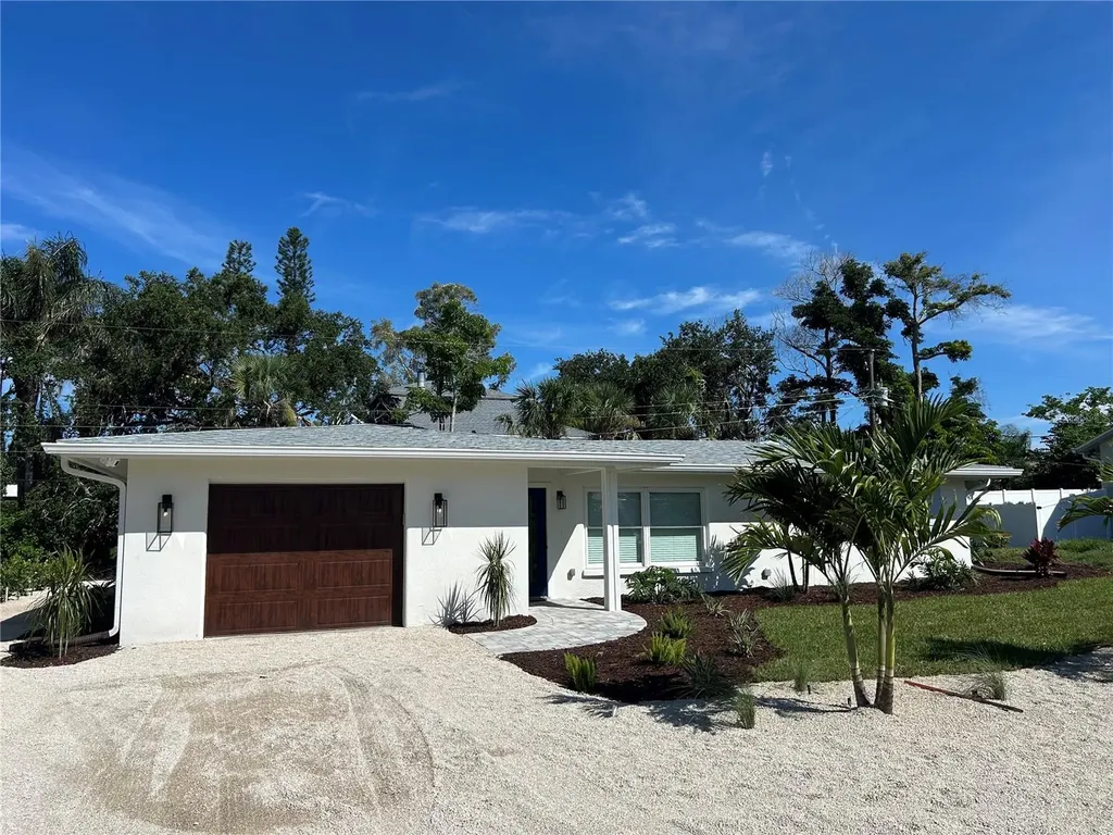 1625 Idle Lane Sarasota FL 34231
