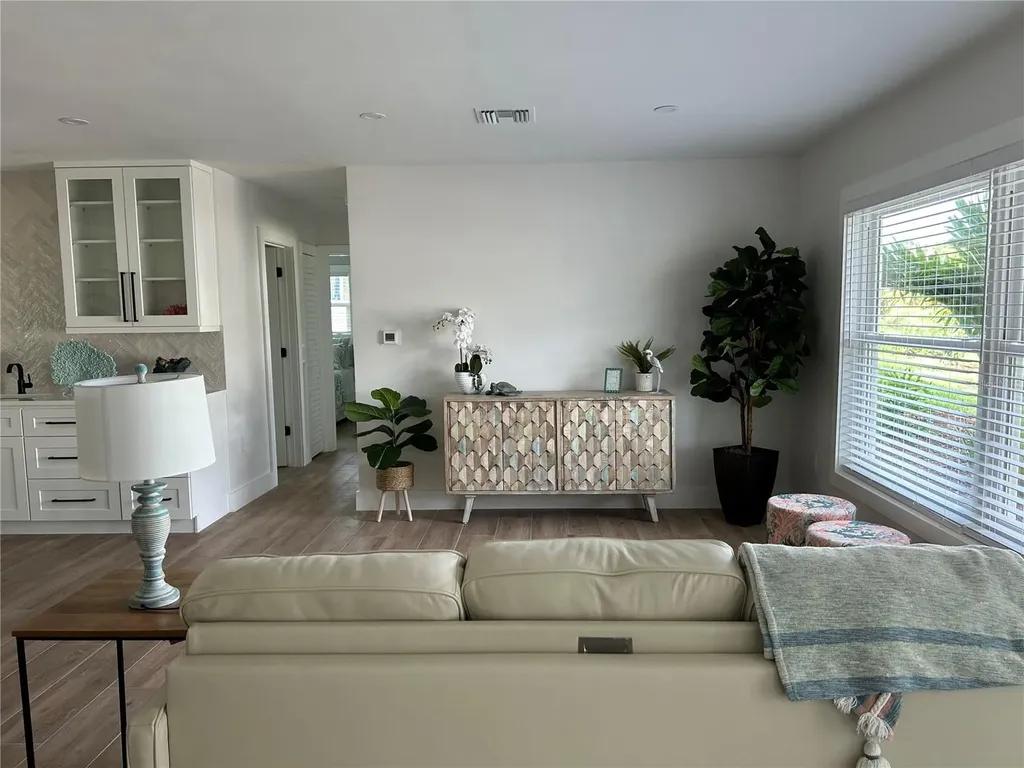 1625 Idle Lane Sarasota FL 34231