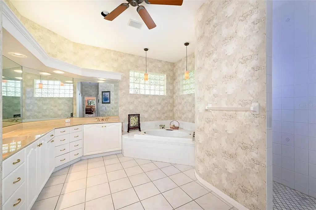 3718 Boca Pointe Drive Sarasota FL 34238