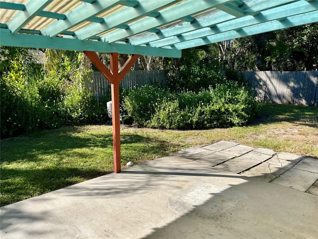 550 46th Street Sarasota FL 34234