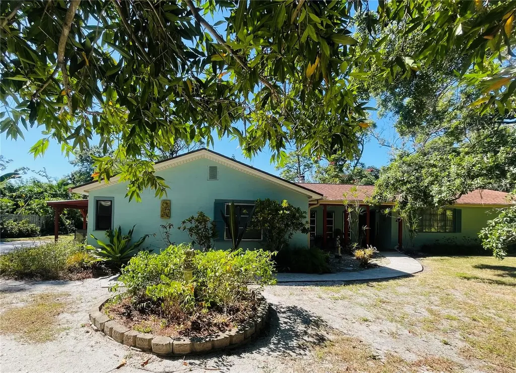 550 46th Street Sarasota FL 34234