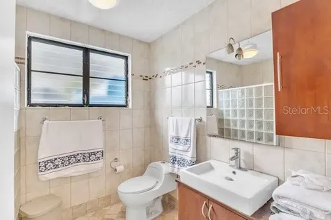 40 Calle Surf Bo Ensenada Rincon PR 00677