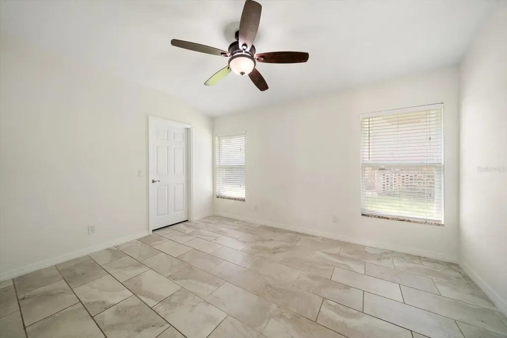 1105 Deer Run Place Valrico FL 33594