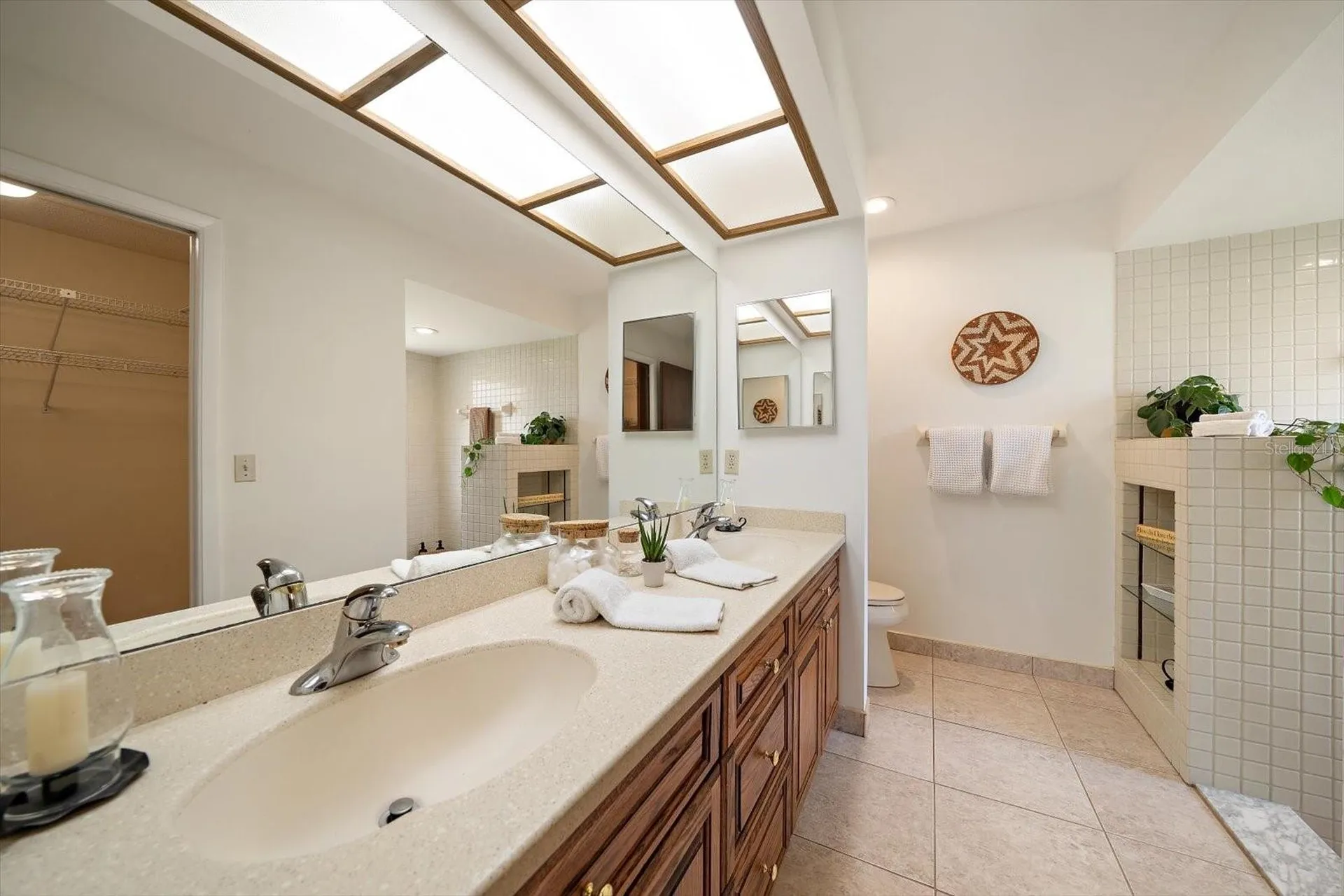 1105 Deer Run Place Valrico FL 33594