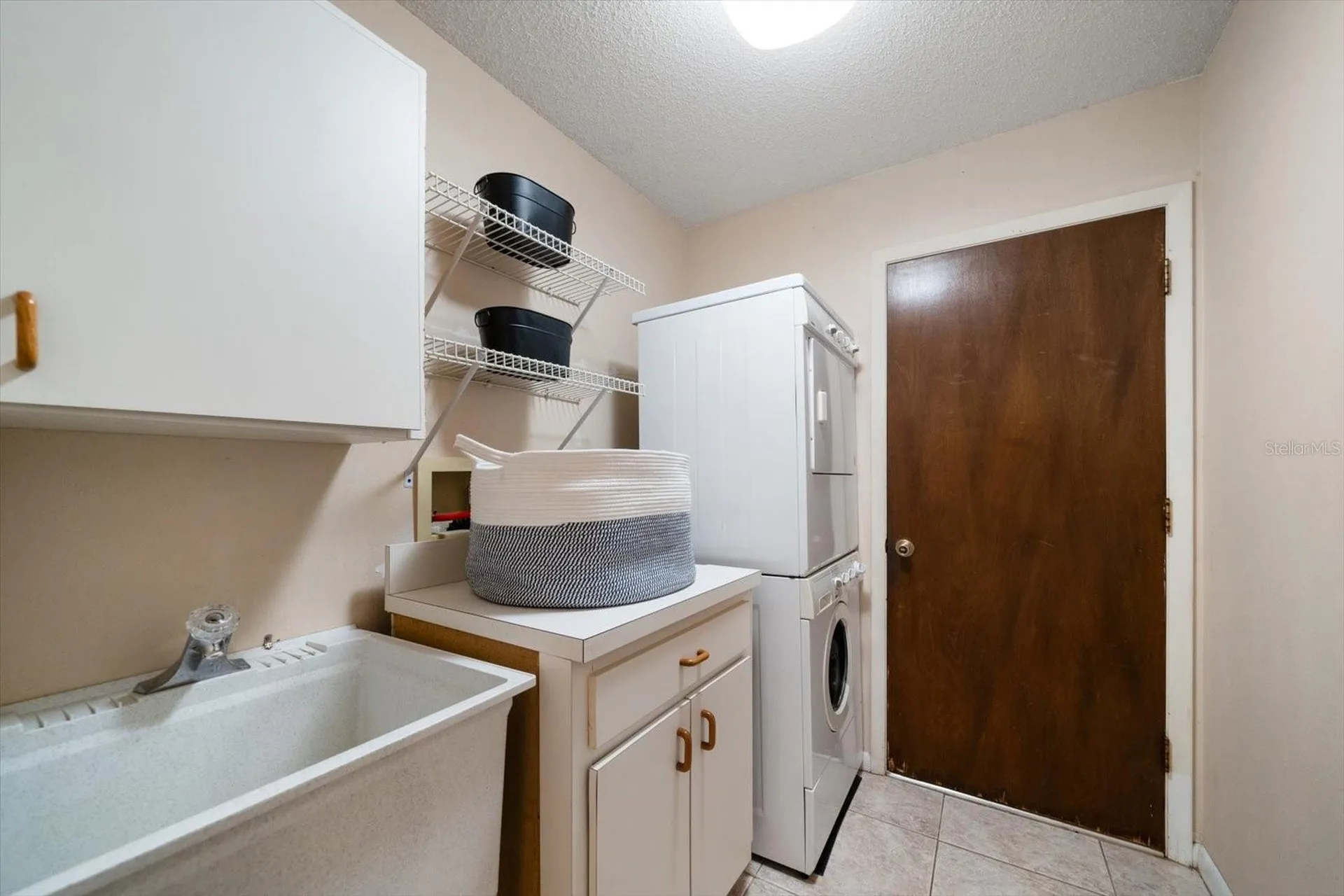 1105 Deer Run Place Valrico FL 33594
