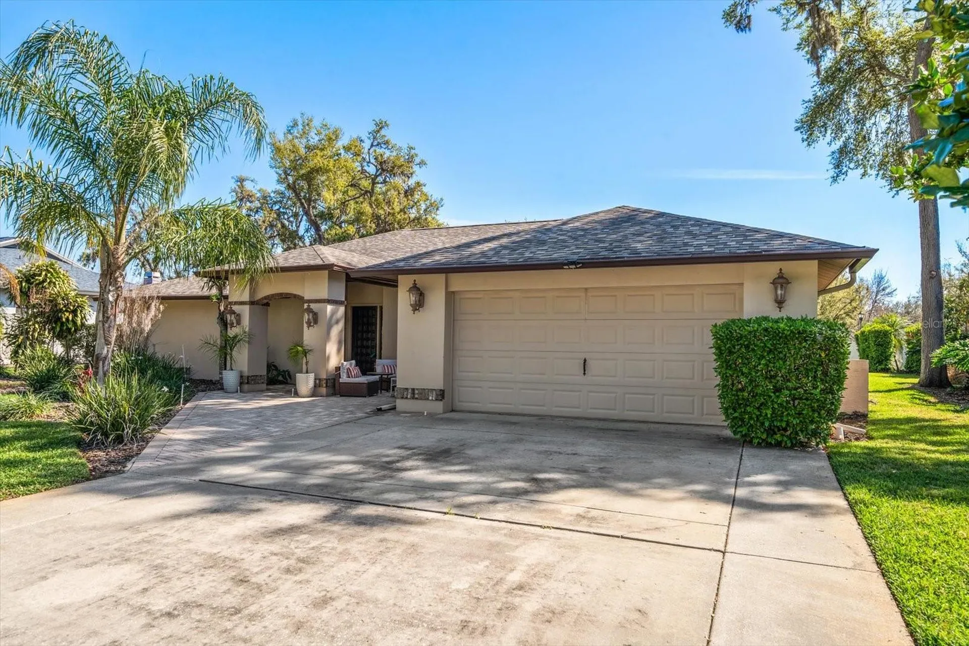 1105 Deer Run Place Valrico FL 33594