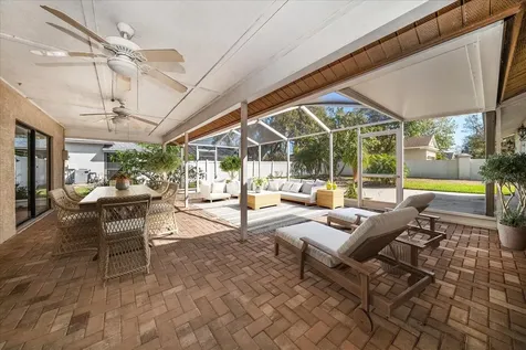 1105 Deer Run Place Valrico FL 33594