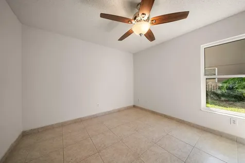 1105 Deer Run Place Valrico FL 33594