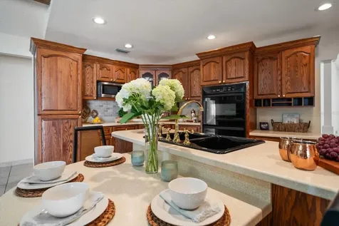 1105 Deer Run Place Valrico FL 33594