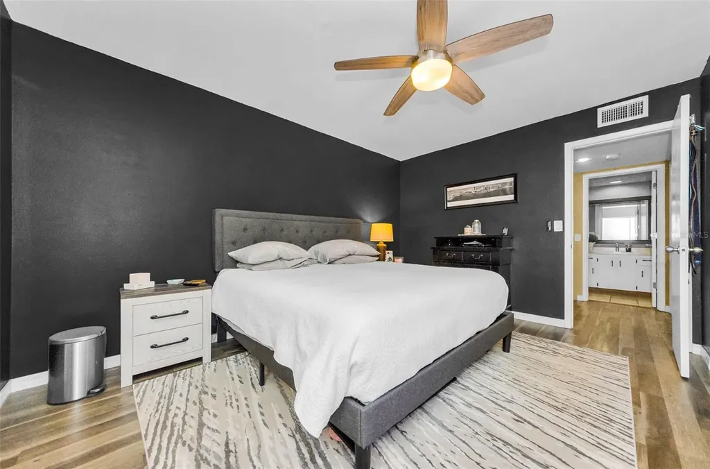 2734 5th Court Palm Harbor FL 34684