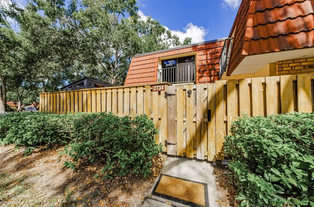 2734 5th Court Palm Harbor FL 34684
