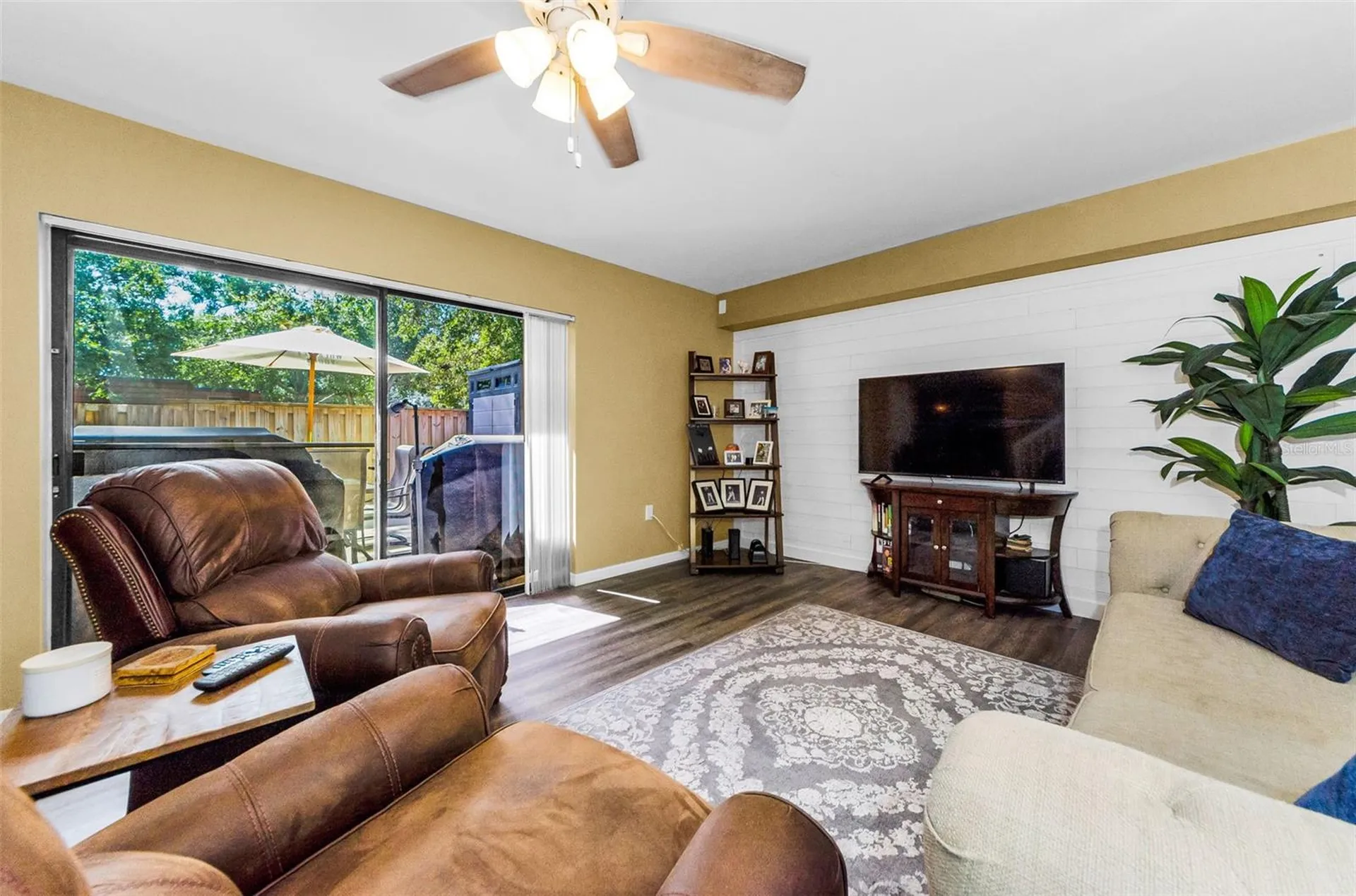 2734 5th Court Palm Harbor FL 34684