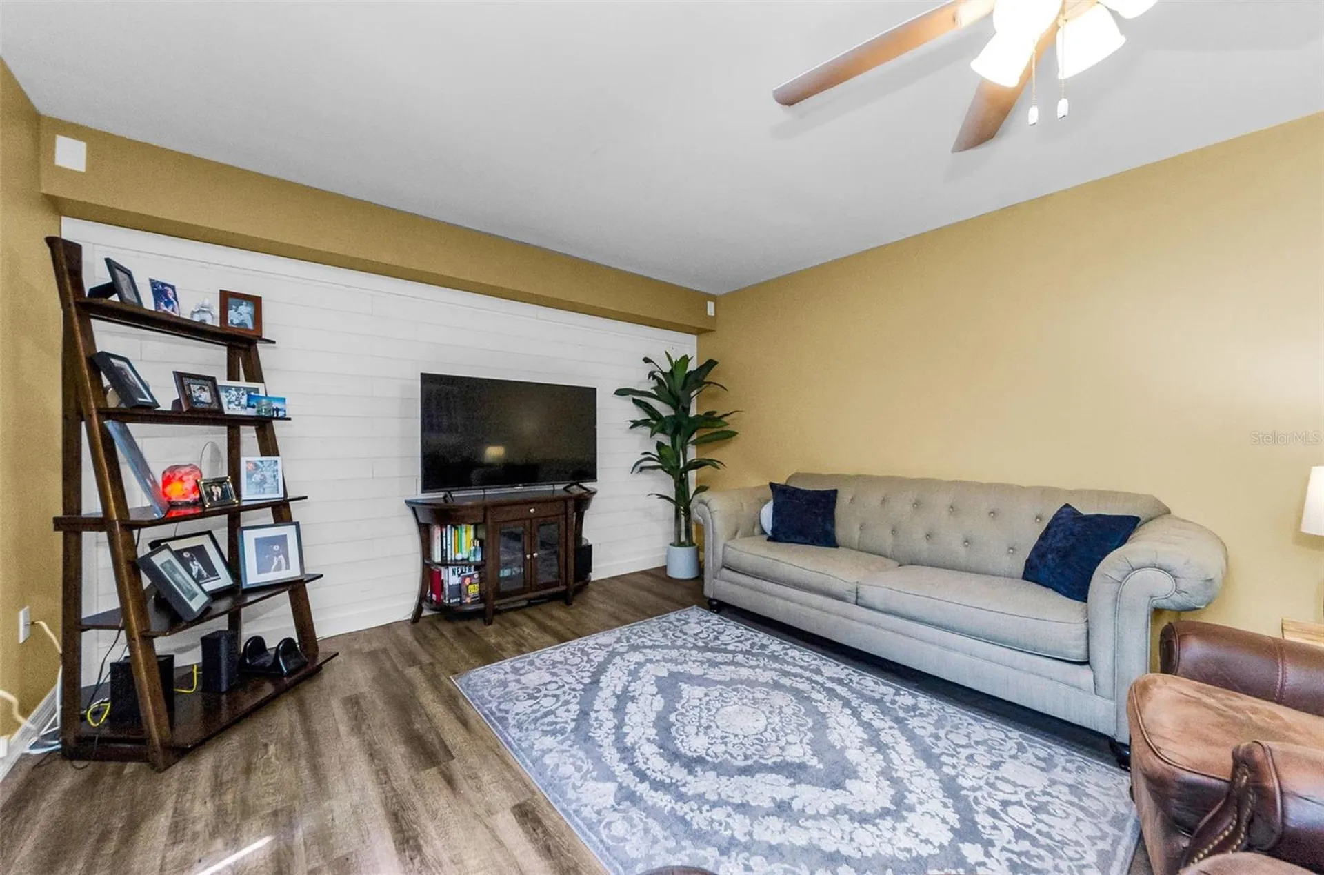2734 5th Court Palm Harbor FL 34684