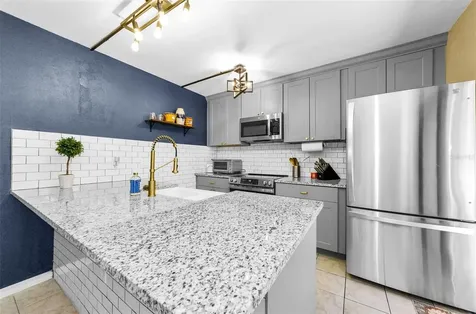 2734 5th Court Palm Harbor FL 34684