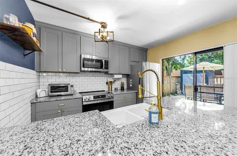 2734 5th Court Palm Harbor FL 34684