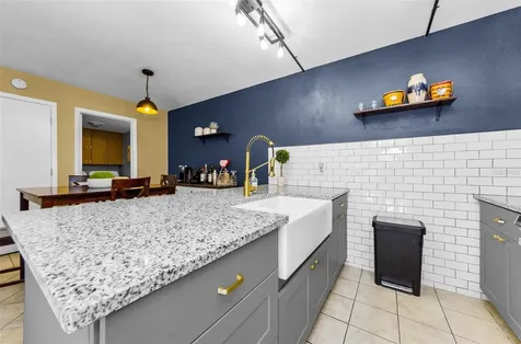 2734 5th Court Palm Harbor FL 34684