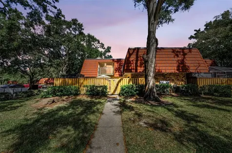 2734 5th Court Palm Harbor FL 34684