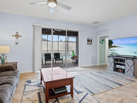 514 Brunswick Drive Davenport FL 33837