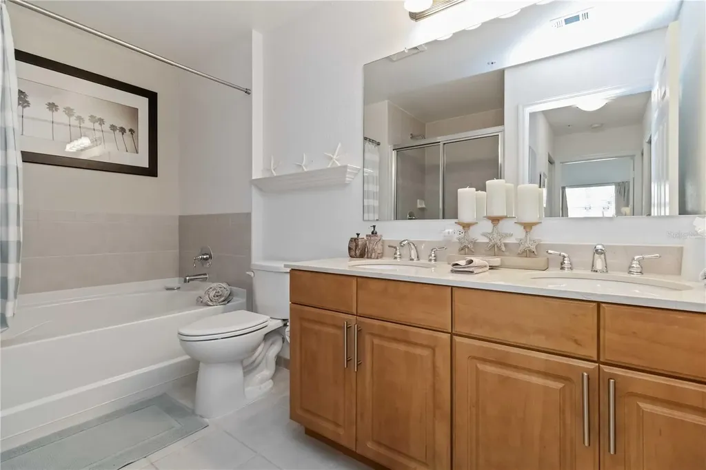 1064 N Tamiami Trail Sarasota FL 34236