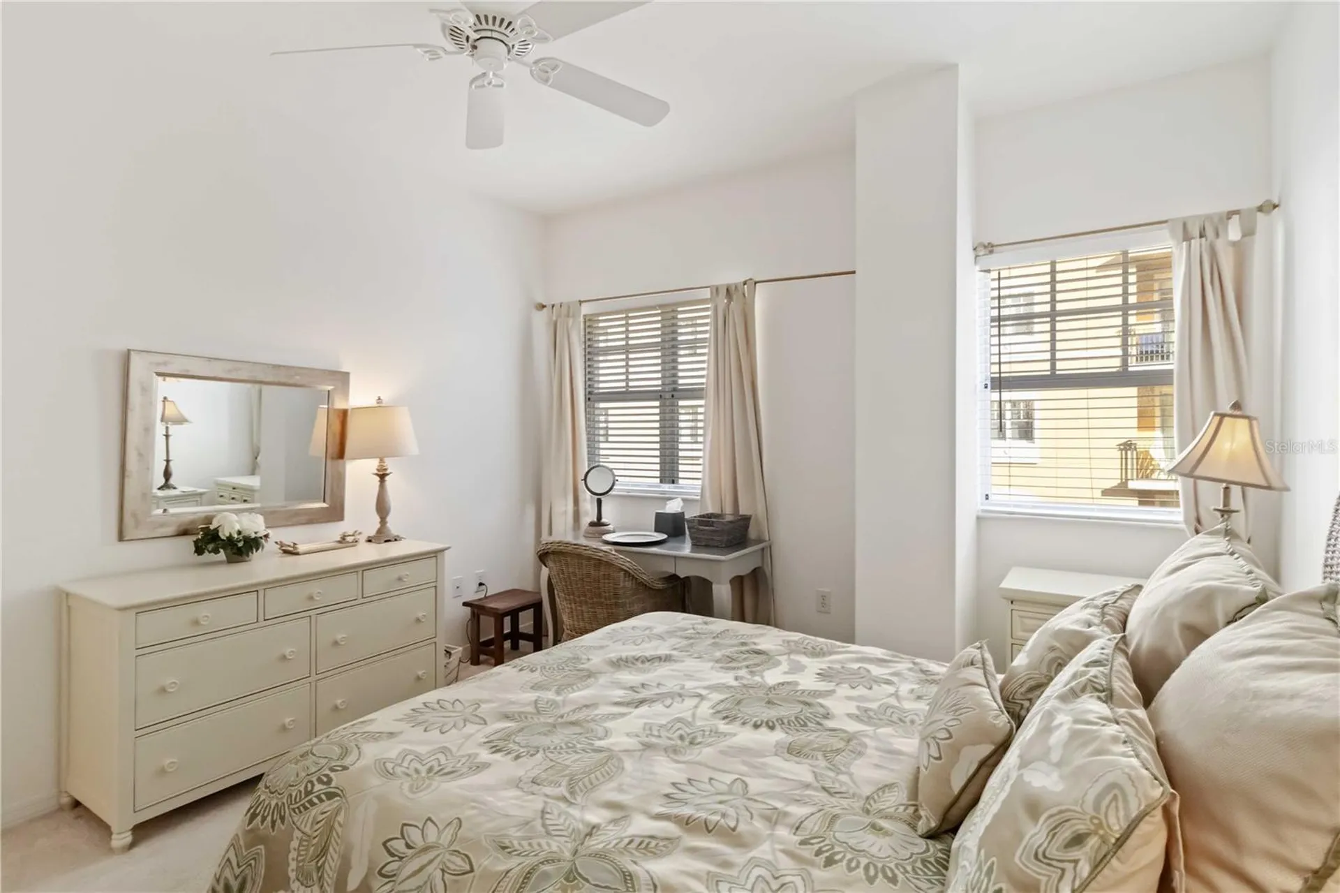 1064 N Tamiami Trail Sarasota FL 34236