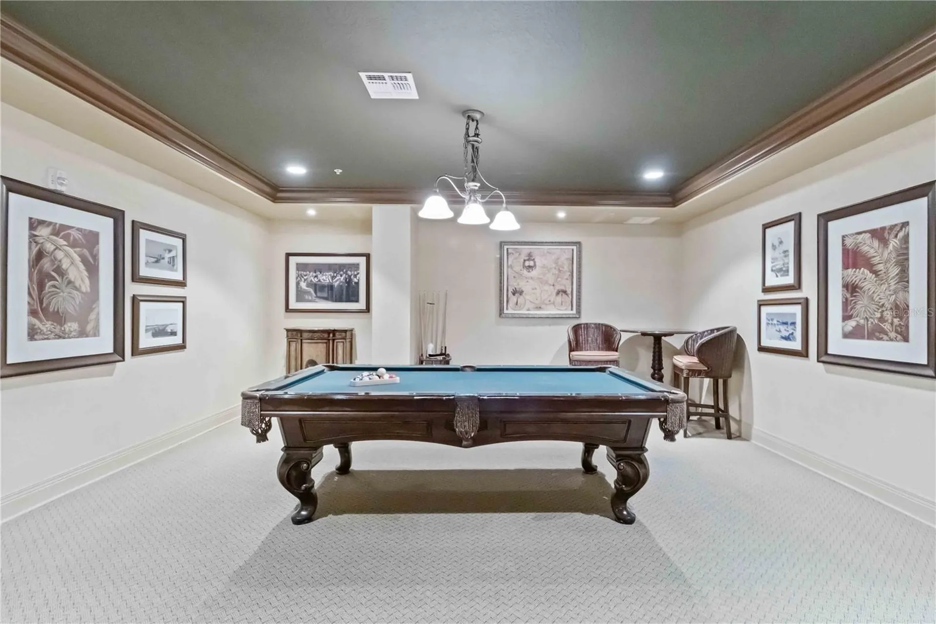 1064 N Tamiami Trail Sarasota FL 34236