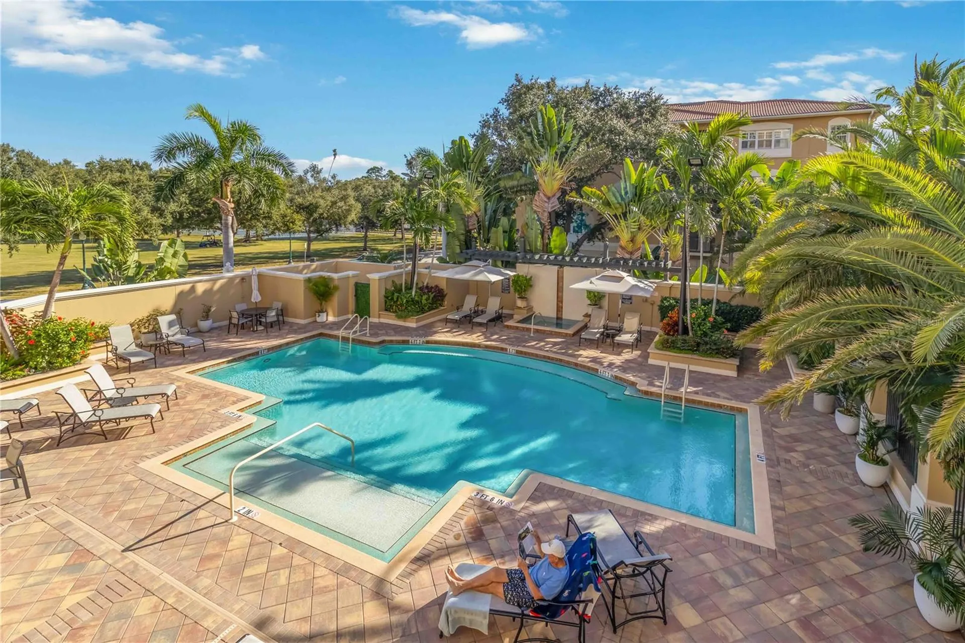 1064 N Tamiami Trail Sarasota FL 34236