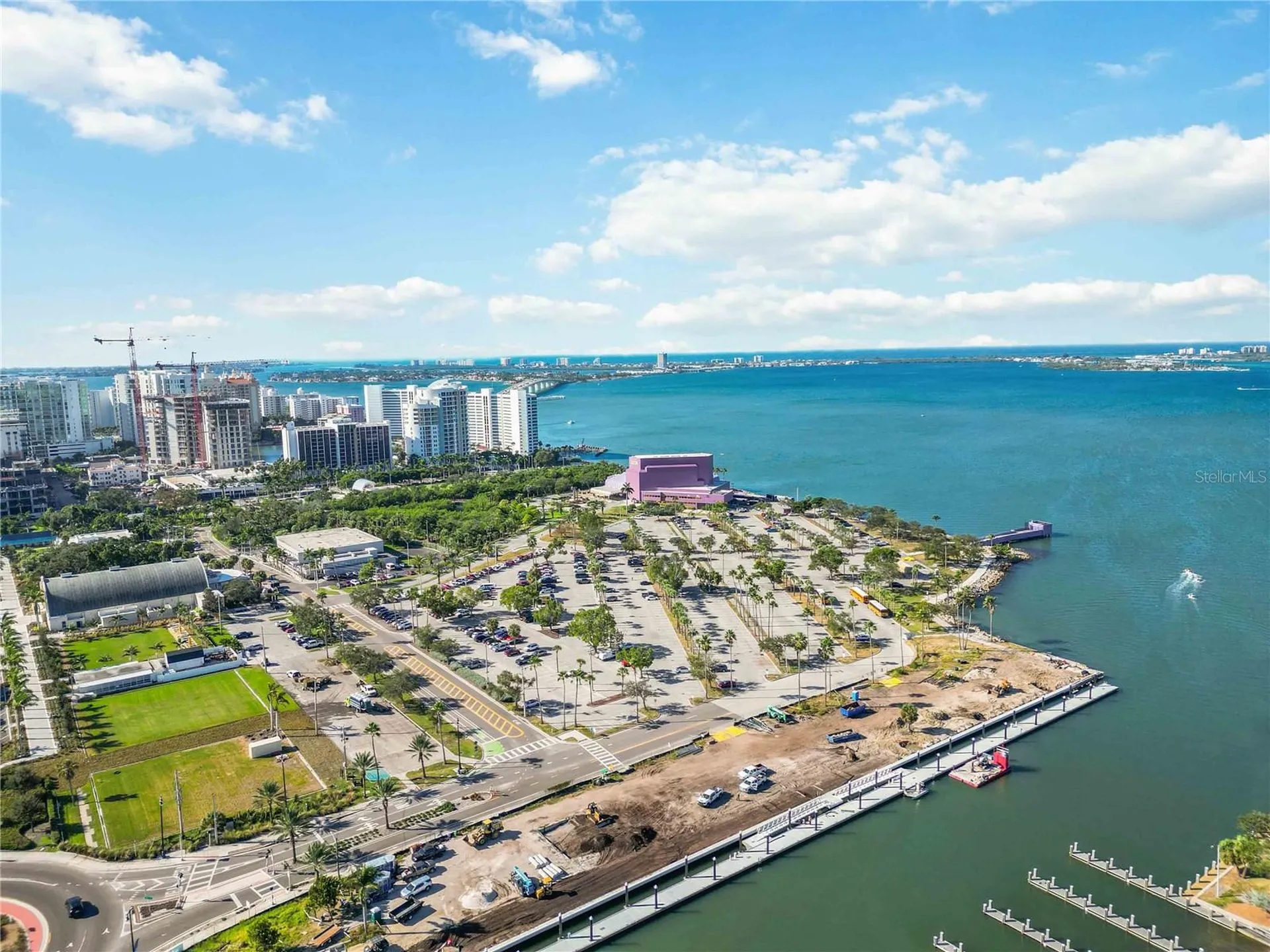 1064 N Tamiami Trail Sarasota FL 34236