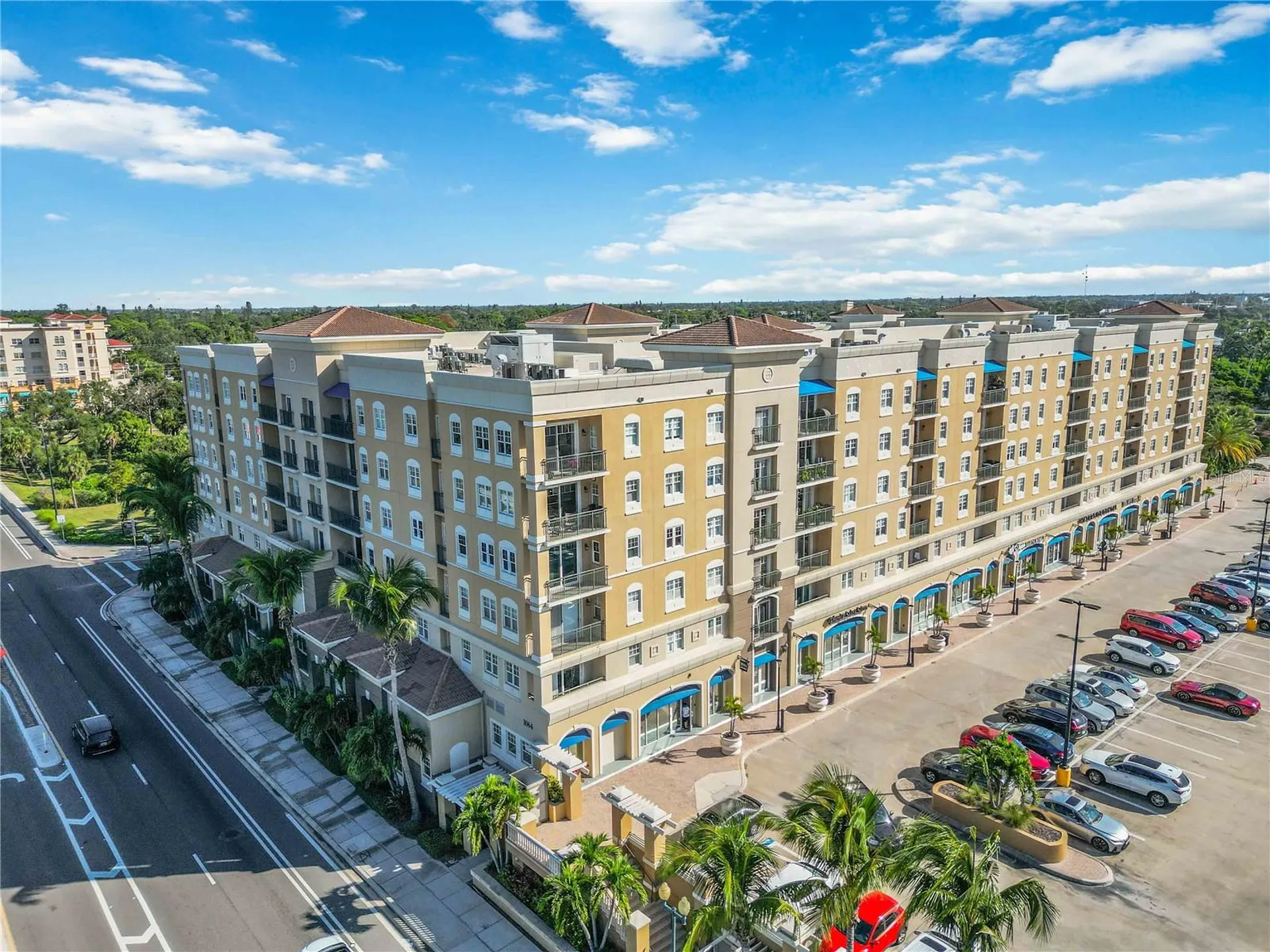 1064 N Tamiami Trail Sarasota FL 34236