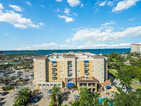 1064 N Tamiami Trail Sarasota FL 34236