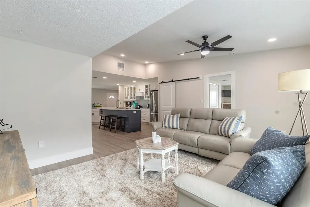 8 Robben Terrace Daytona Beach FL 32118