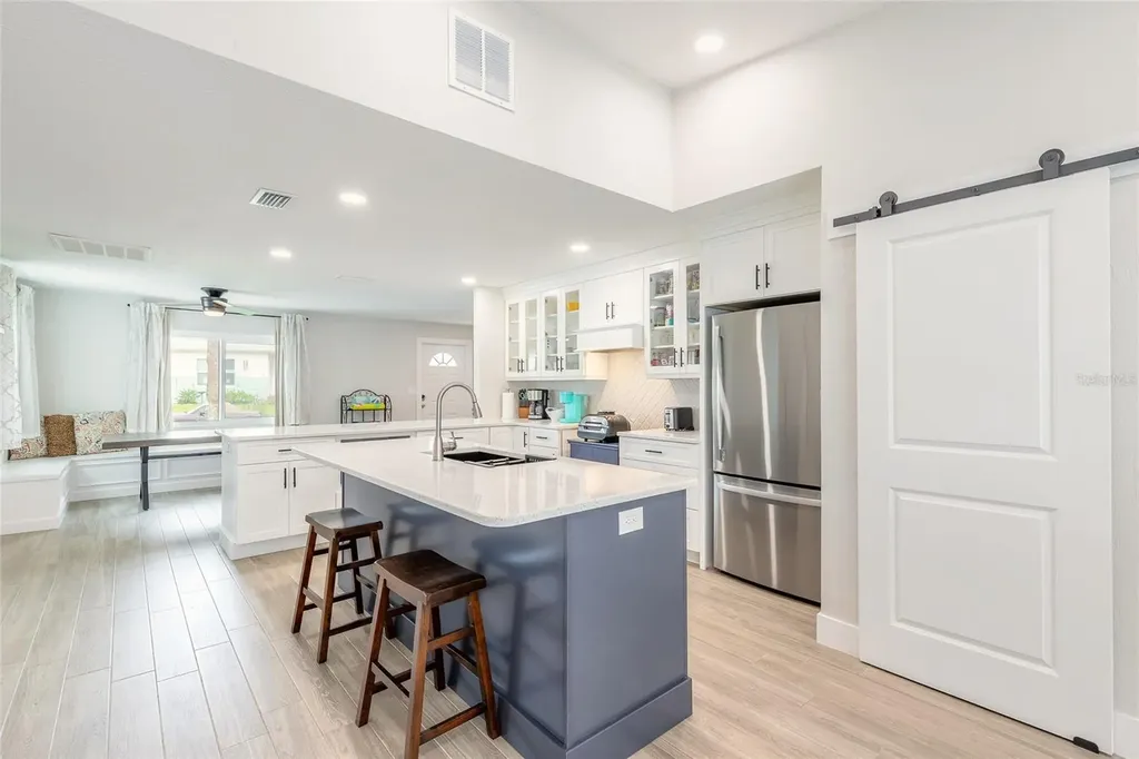 8 Robben Terrace Daytona Beach FL 32118