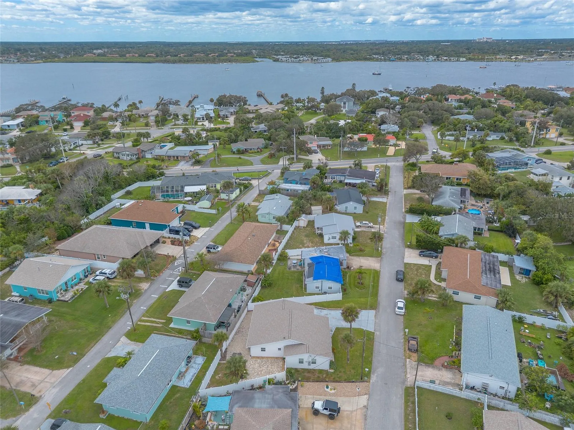 8 Robben Terrace Daytona Beach FL 32118