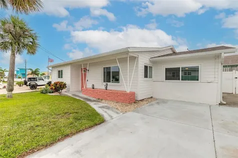 8 Robben Terrace Daytona Beach FL 32118
