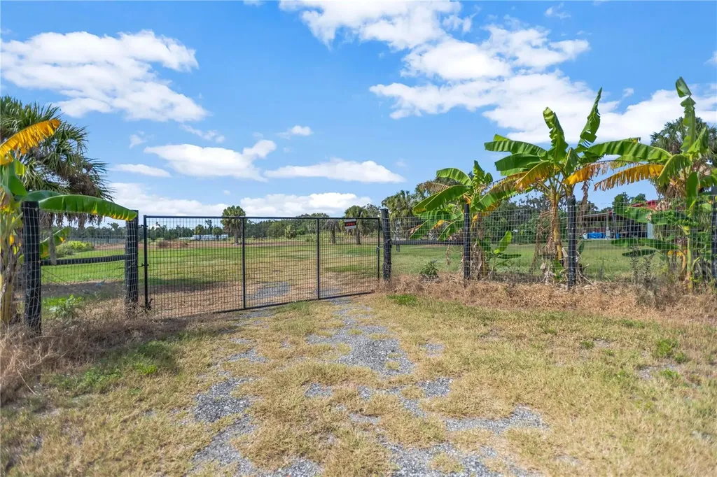8994 Bunker Hill Road Duette FL 34219
