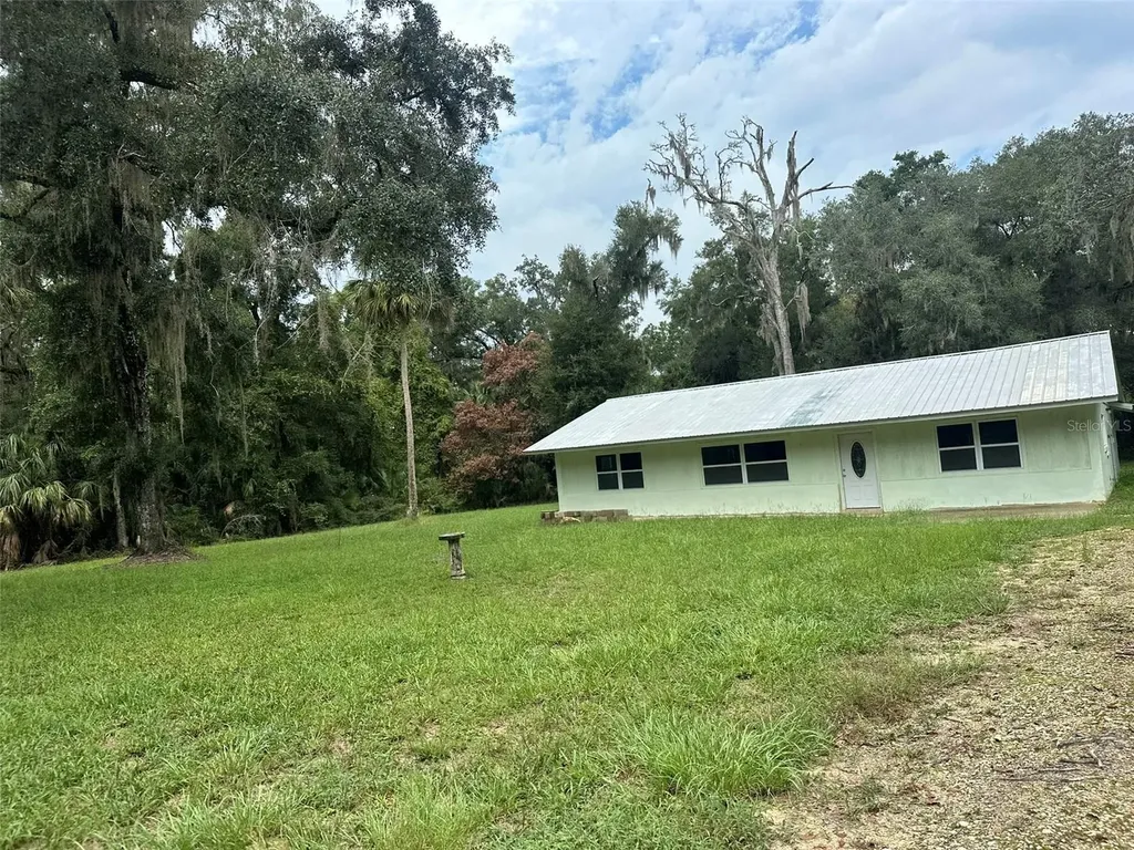 4579 N Lenethe Point Crystal River FL 34428