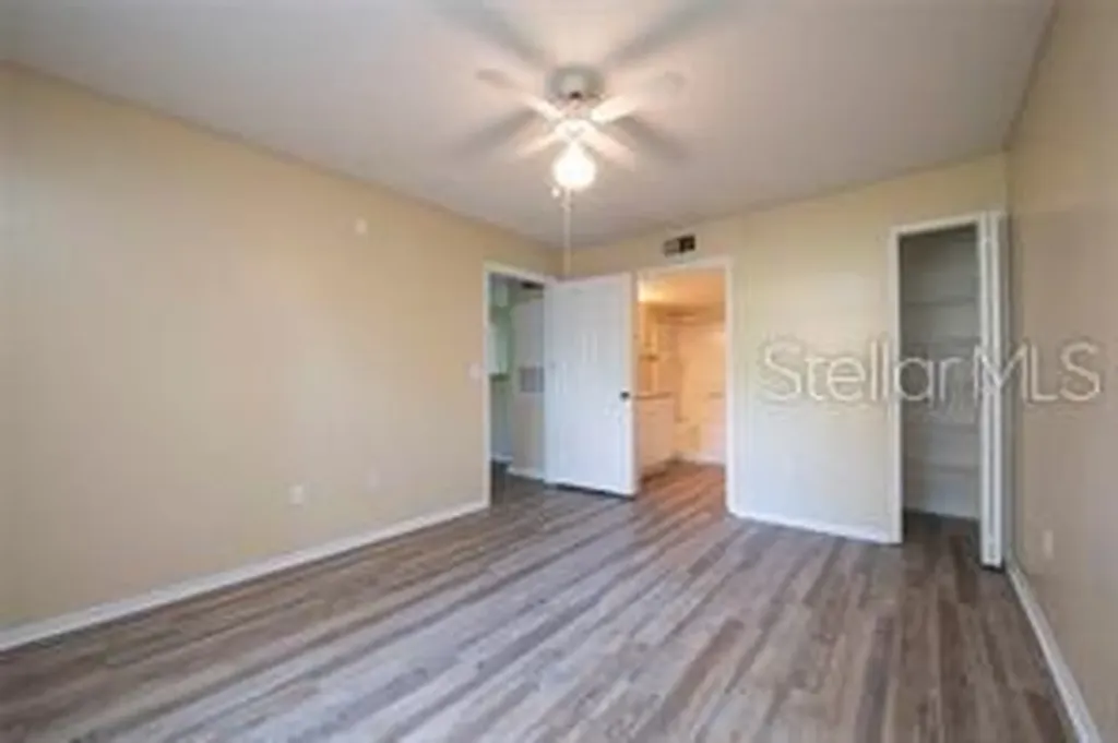 5136 Park Central Drive Orlando FL 32839