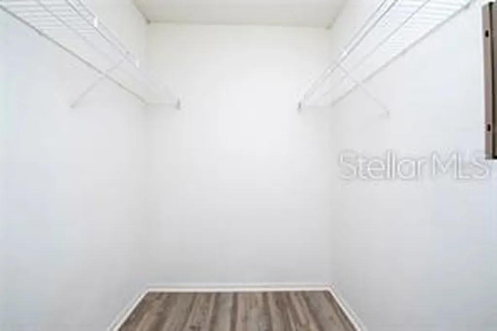 5136 Park Central Drive Orlando FL 32839