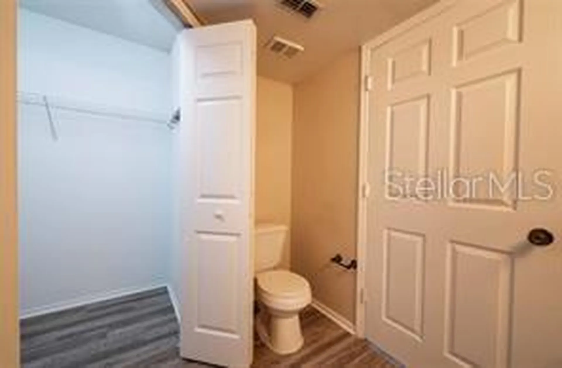 5136 Park Central Drive Orlando FL 32839