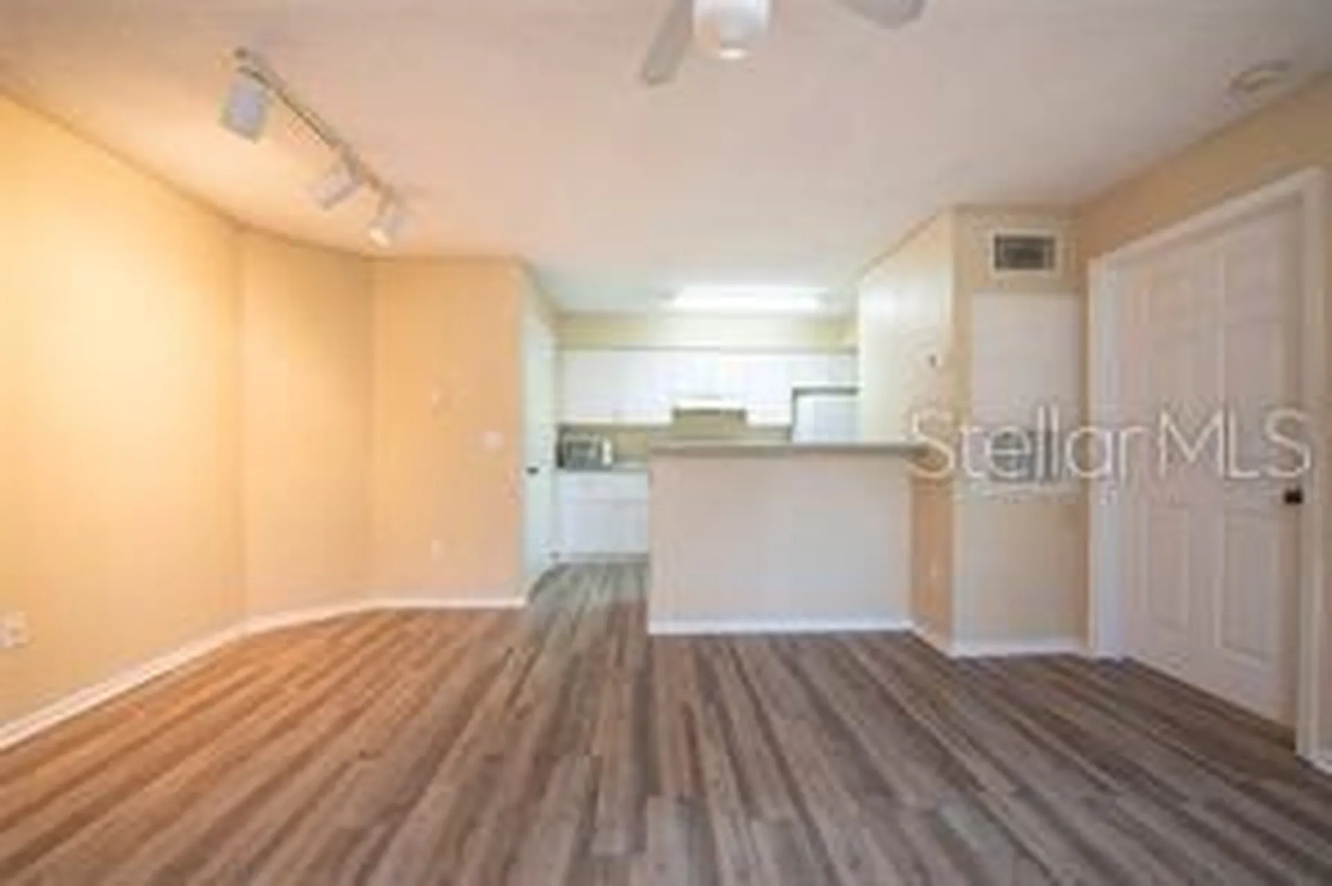 5136 Park Central Drive Orlando FL 32839