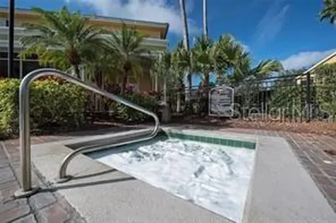 5136 Park Central Drive Orlando FL 32839