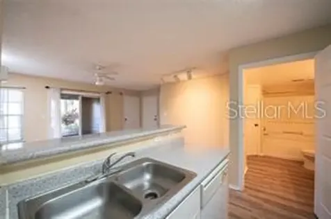 5136 Park Central Drive Orlando FL 32839