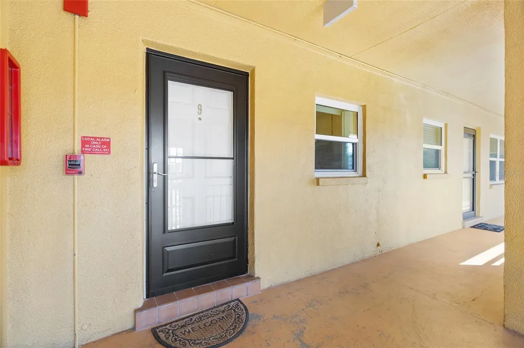 6651 Sunset Way St Pete Beach FL 33706