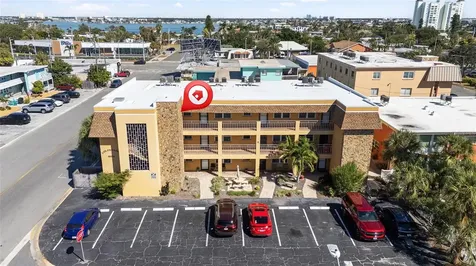 6651 Sunset Way St Pete Beach FL 33706