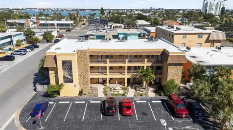 6651 Sunset Way St Pete Beach FL 33706
